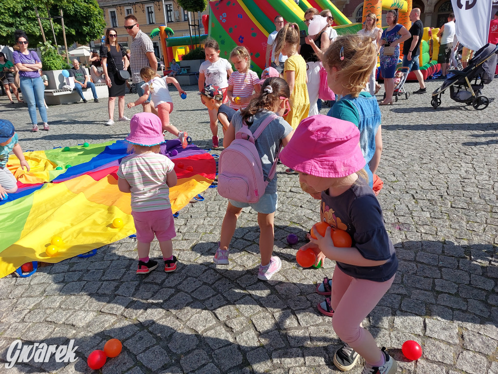 Tarnowskie Góry. Dzień Dziecka na rynku [ZDJĘCIA]