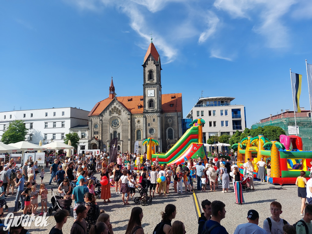 Tarnowskie Góry. Dzień Dziecka na rynku [ZDJĘCIA]