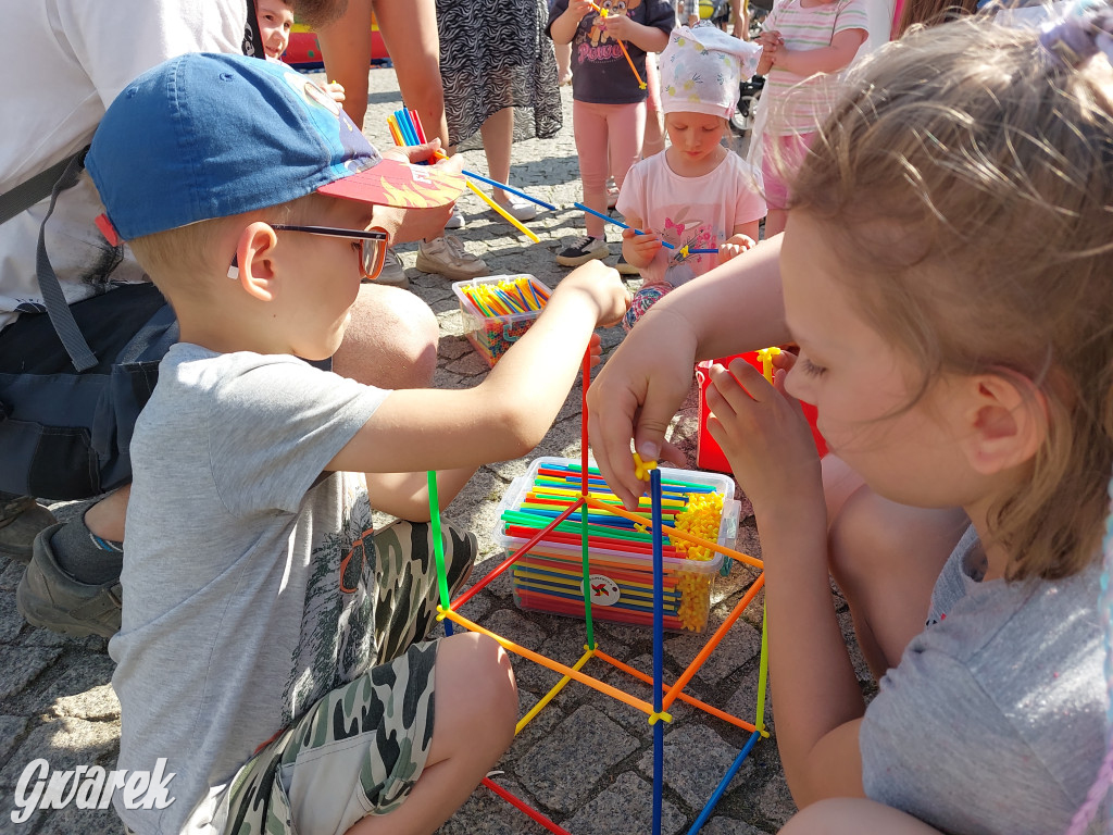 Tarnowskie Góry. Dzień Dziecka na rynku [ZDJĘCIA]