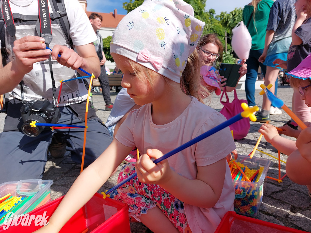 Tarnowskie Góry. Dzień Dziecka na rynku [ZDJĘCIA]