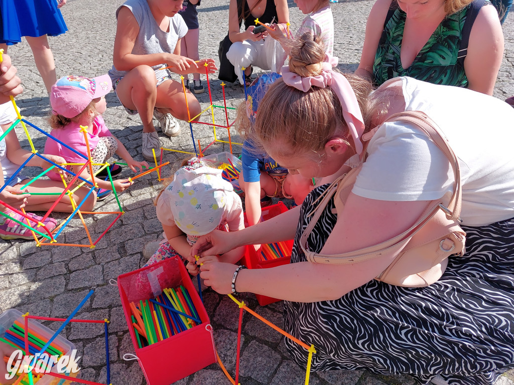 Tarnowskie Góry. Dzień Dziecka na rynku [ZDJĘCIA]