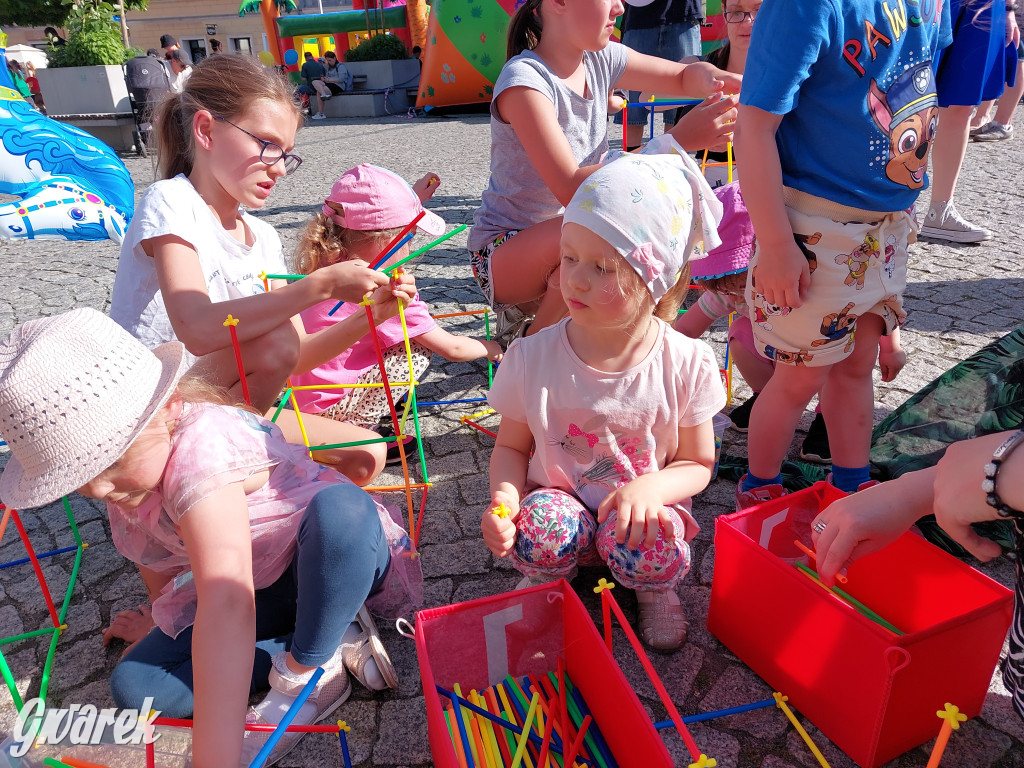 Tarnowskie Góry. Dzień Dziecka na rynku [ZDJĘCIA]