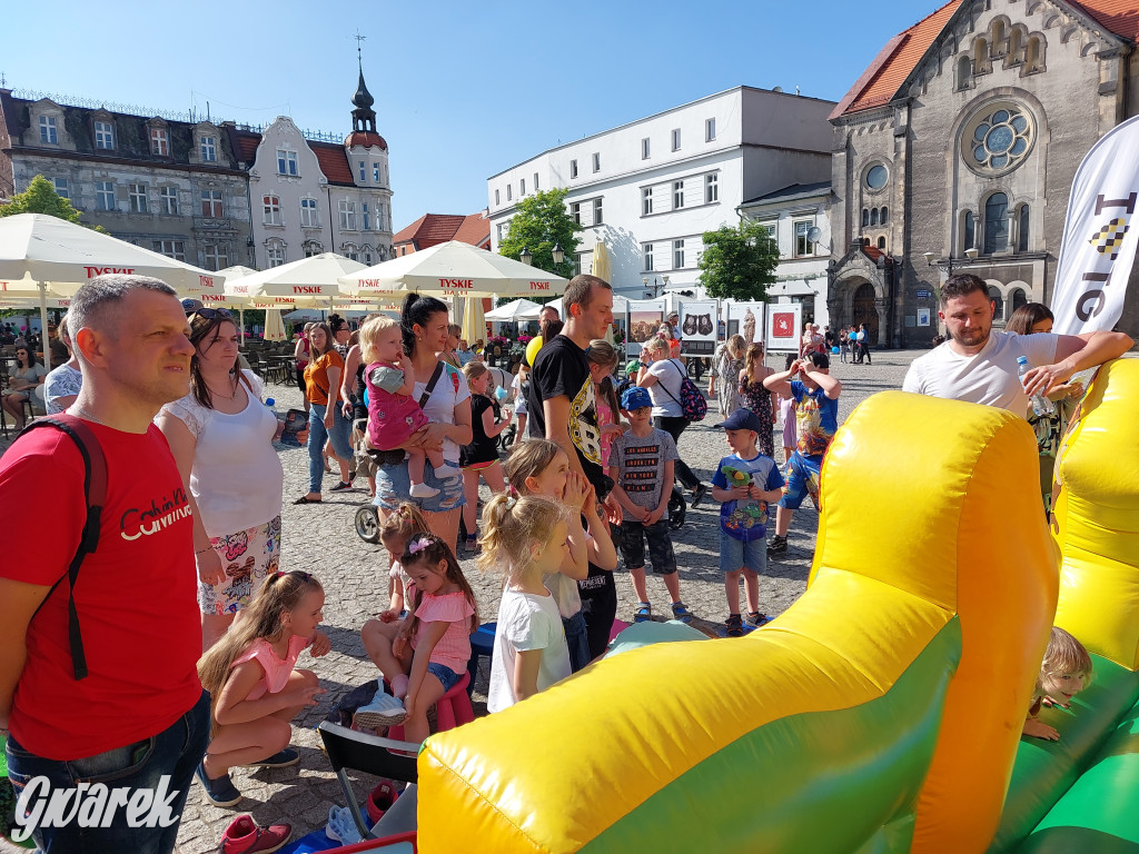 Tarnowskie Góry. Dzień Dziecka na rynku [ZDJĘCIA]