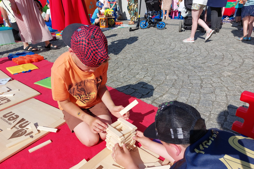 Tarnowskie Góry. Dzień Dziecka na rynku [ZDJĘCIA]