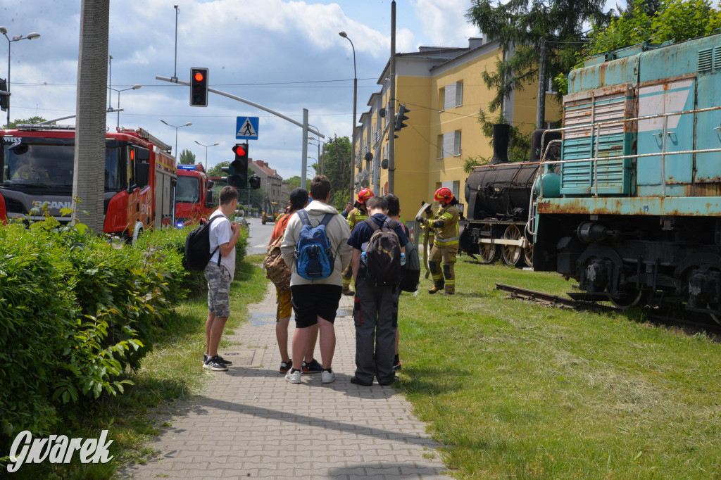 Tarnowskie Góry. Pożar lokomotywy w centrum miasta