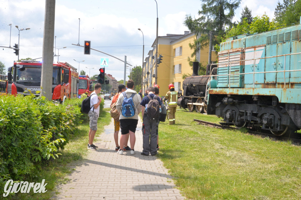 Tarnowskie Góry. Pożar lokomotywy w centrum miasta