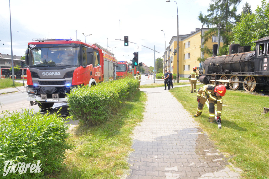 Tarnowskie Góry. Pożar lokomotywy w centrum miasta