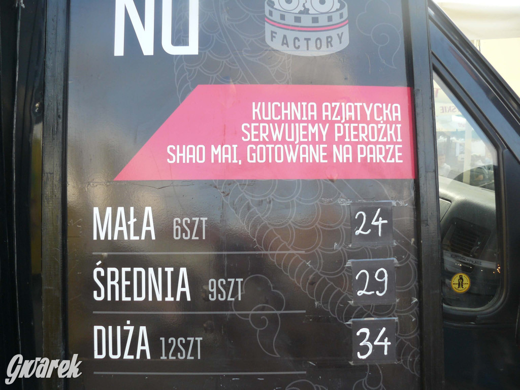 Foodtrucki w Tarnowskich Górach. Co i za ile?