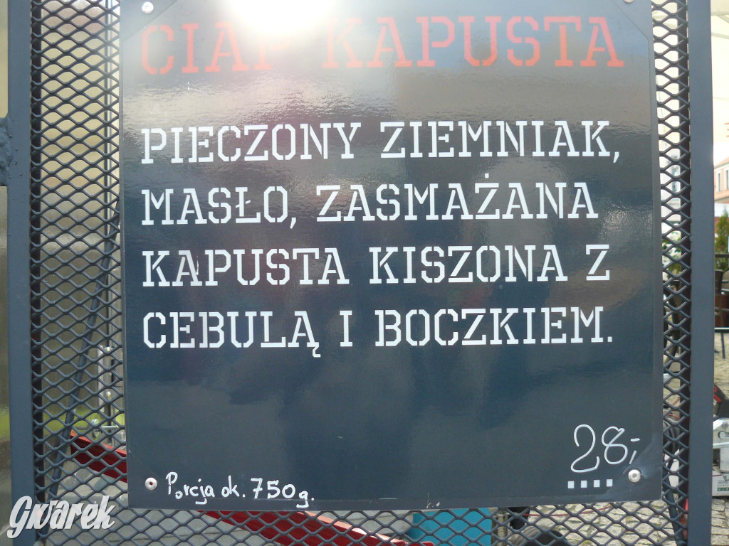 Foodtrucki w Tarnowskich Górach. Co i za ile?