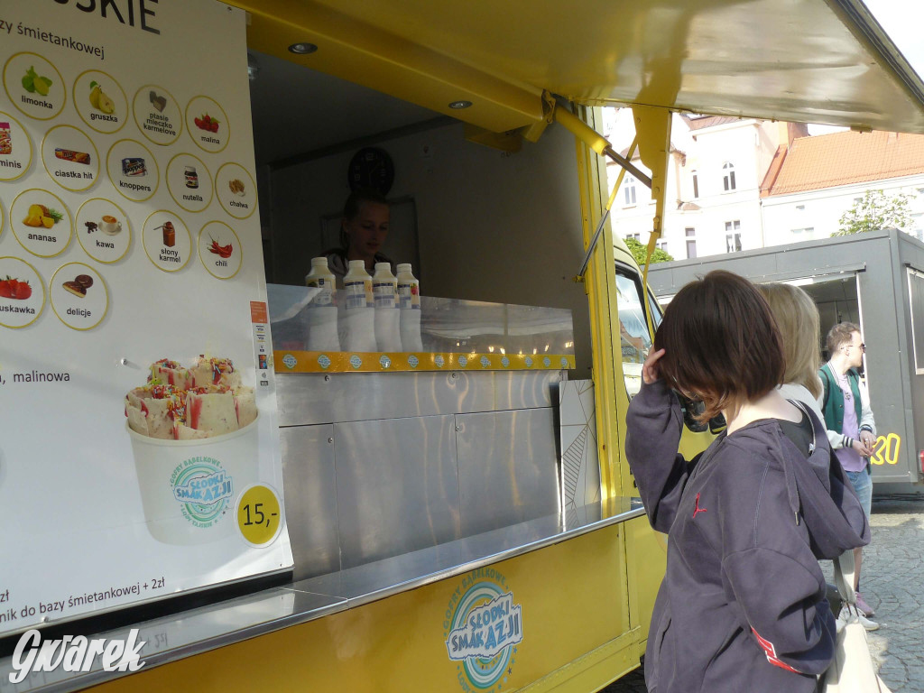 Foodtrucki w Tarnowskich Górach. Co i za ile?