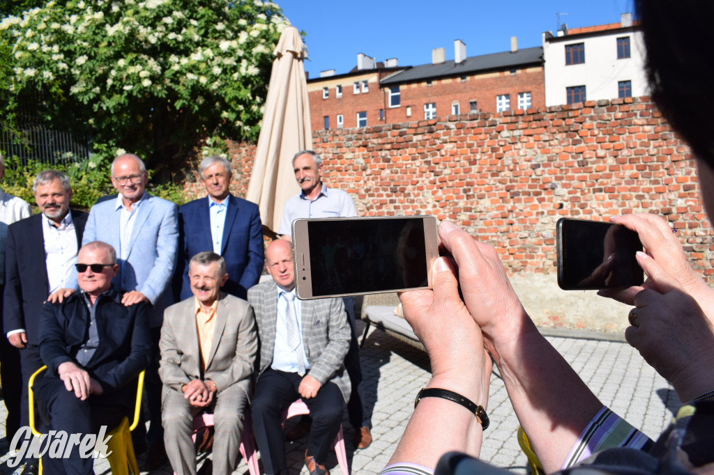 Spotkali się 50 lat po maturze