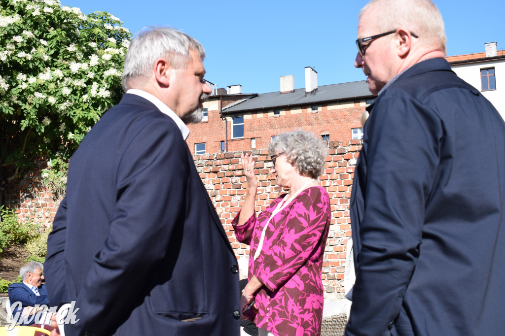 Spotkali się 50 lat po maturze