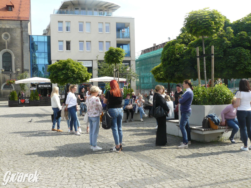 Tarnowskie Góry. Ewakuowano pracowników ratusza [FOTO]