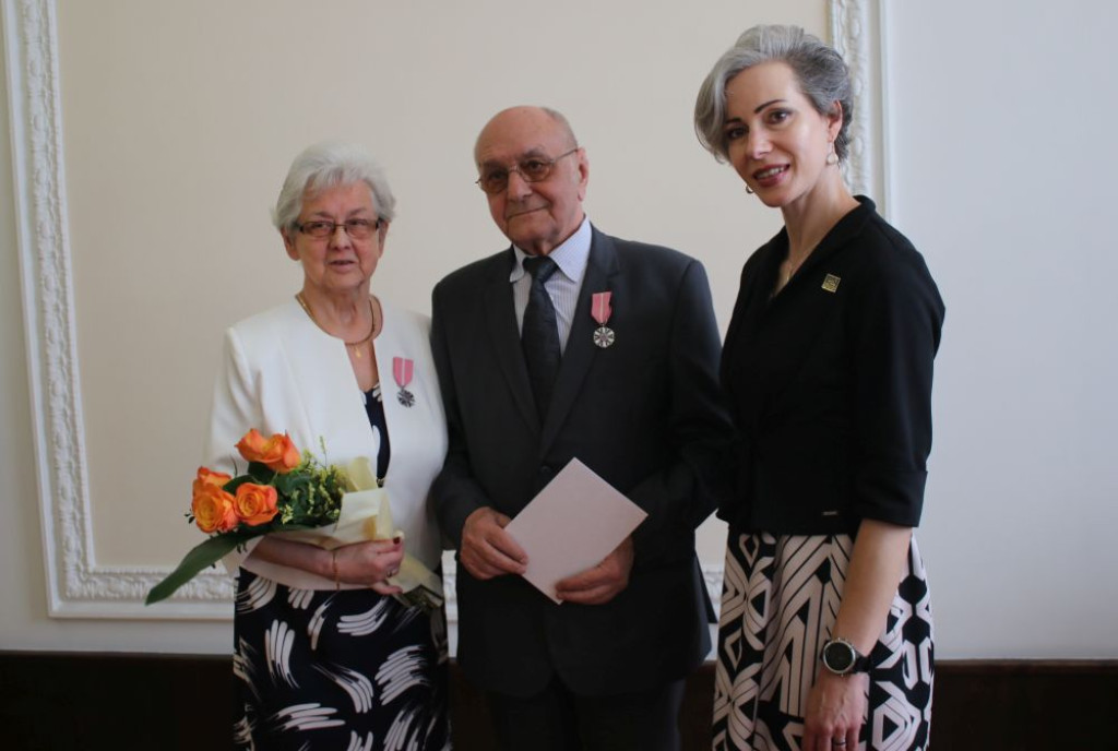 Jubilaci w USC w Piekarach Śląskich. Złote gody