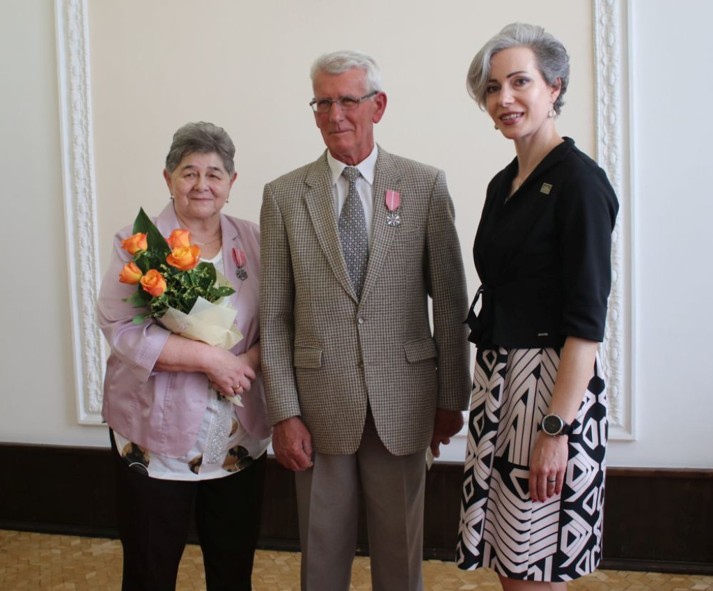 Jubilaci w USC w Piekarach Śląskich. Złote gody