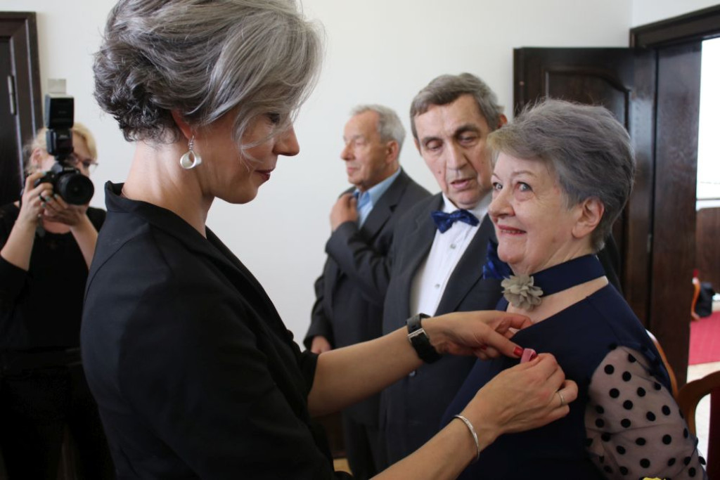 Jubilaci w USC w Piekarach Śląskich. Złote gody