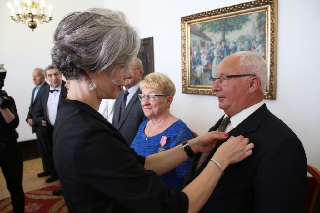 Jubilaci w USC w Piekarach Śląskich. Złote gody