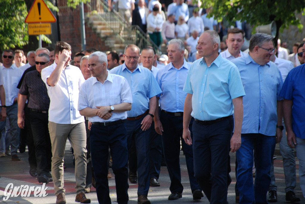 Tłumy w Radzionkowie na procesji Bożego Ciała [foto]