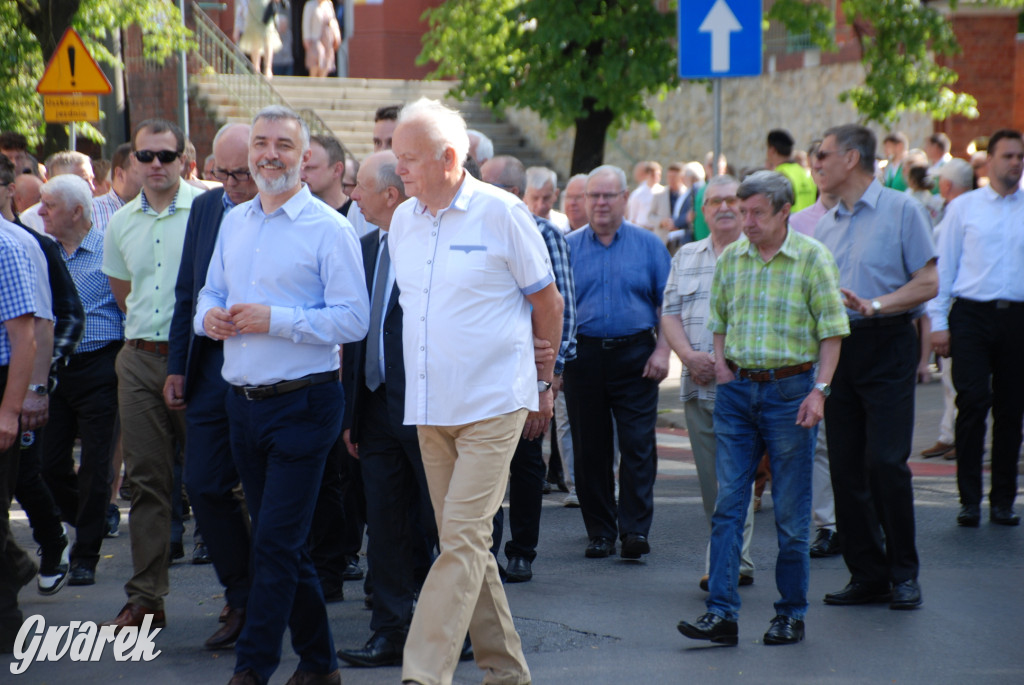 Tłumy w Radzionkowie na procesji Bożego Ciała [foto]