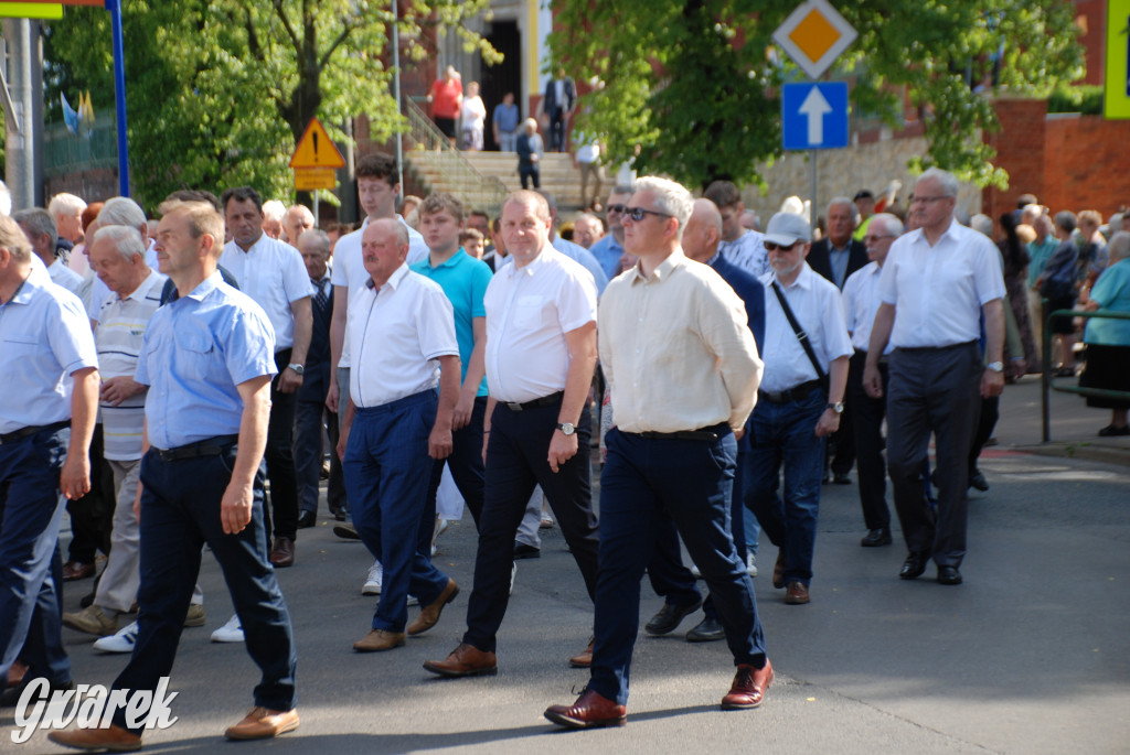 Tłumy w Radzionkowie na procesji Bożego Ciała [foto]