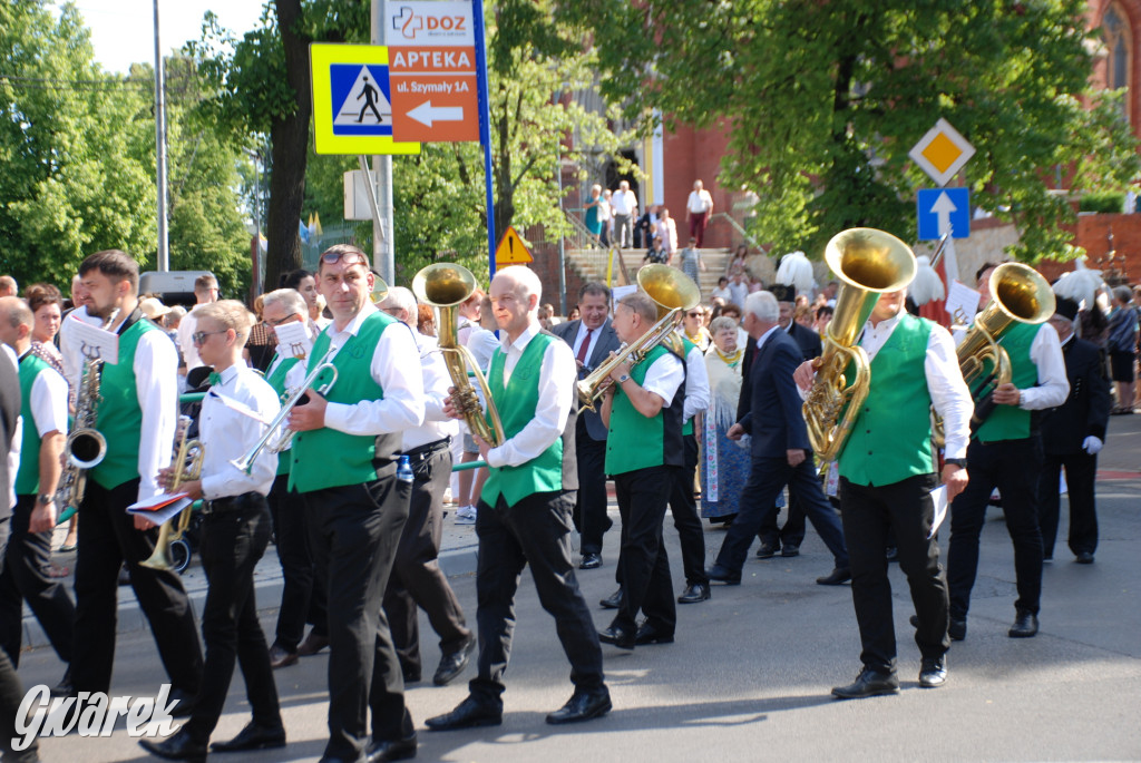 Tłumy w Radzionkowie na procesji Bożego Ciała [foto]