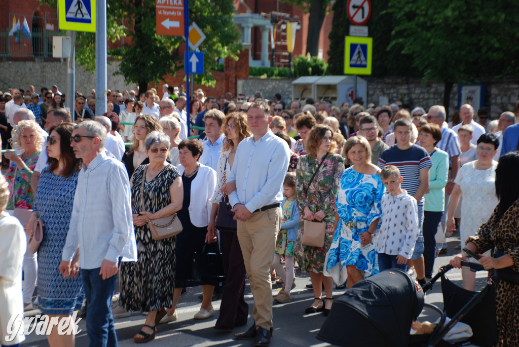 Tłumy w Radzionkowie na procesji Bożego Ciała [foto]