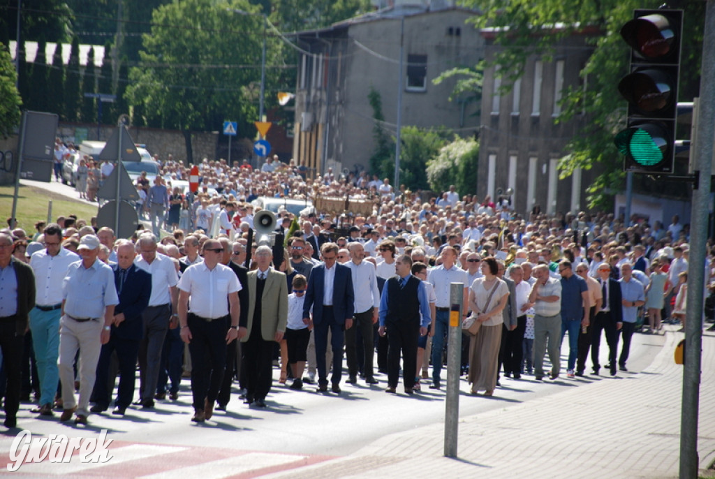 Tłumy w Radzionkowie na procesji Bożego Ciała [foto]