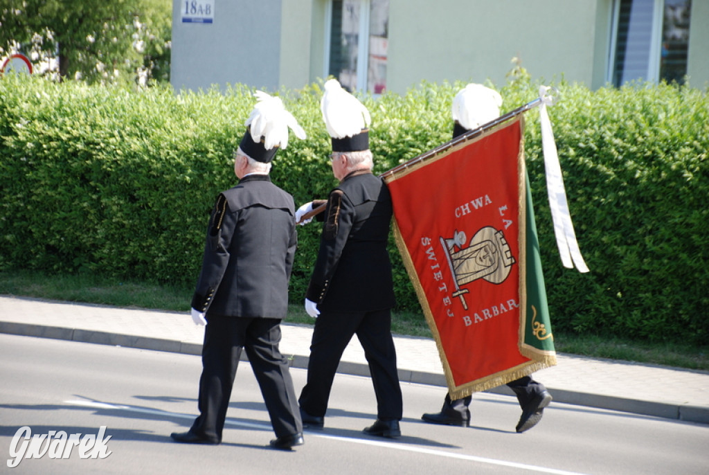 Tłumy w Radzionkowie na procesji Bożego Ciała [foto]