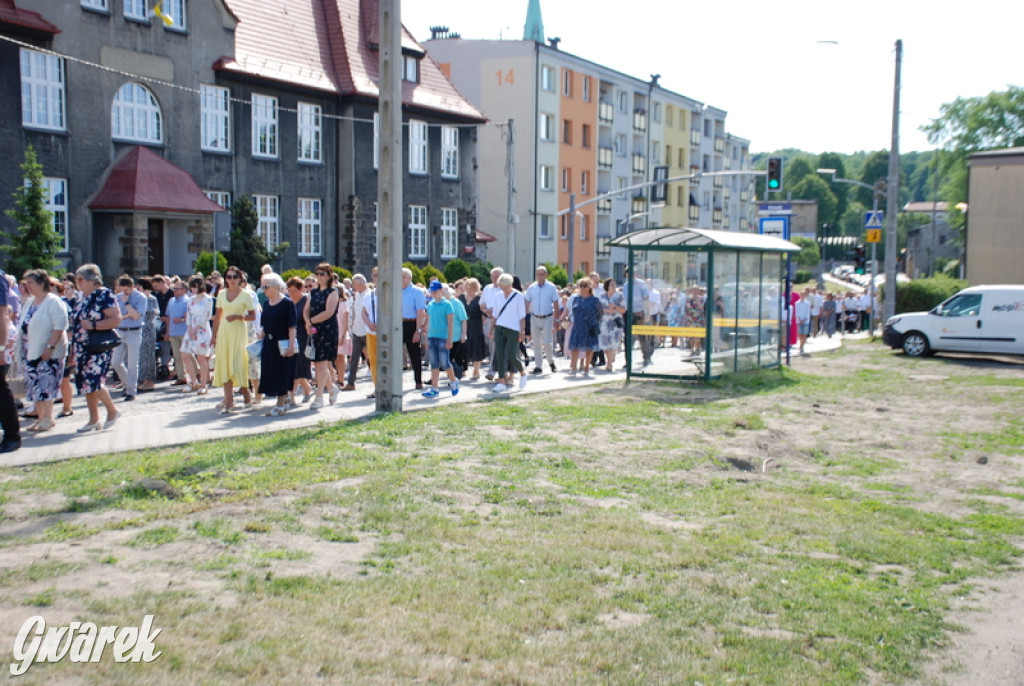 Tłumy w Radzionkowie na procesji Bożego Ciała [foto]