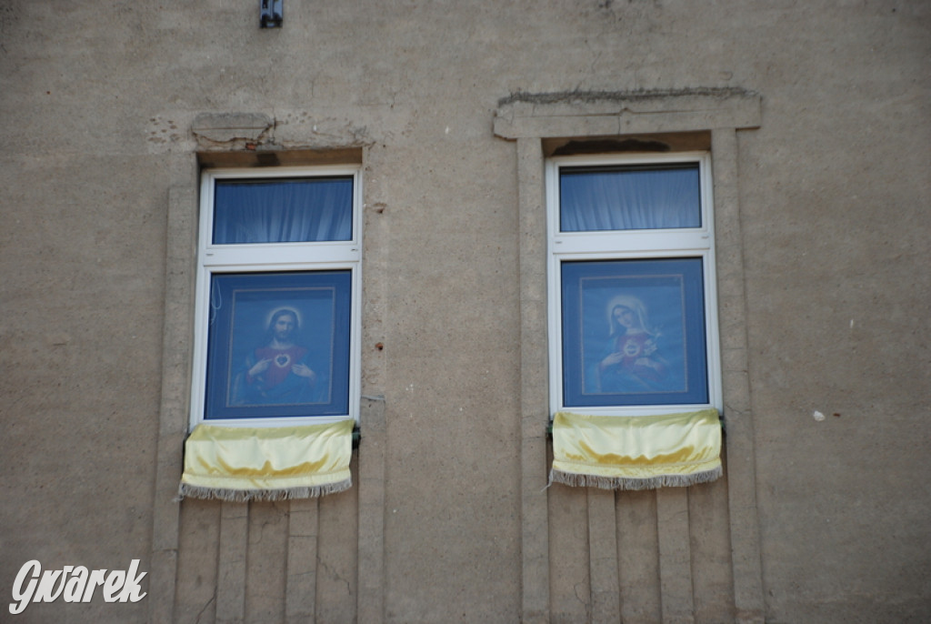 Tłumy w Radzionkowie na procesji Bożego Ciała [foto]