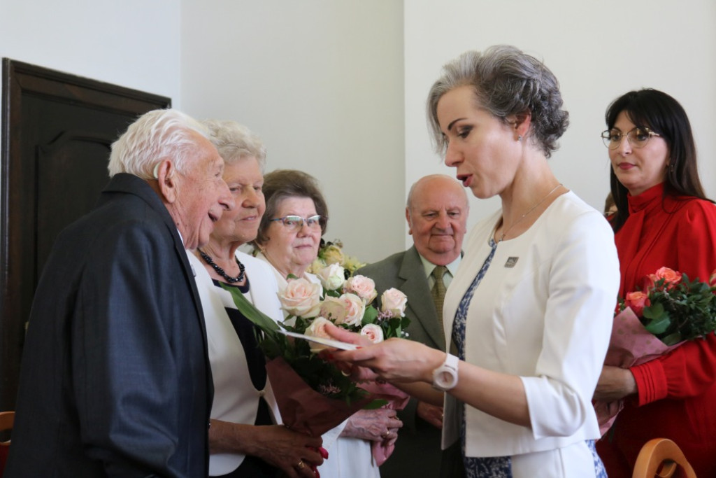 Piekarskie pary świętowały jubileusze małżeńskie