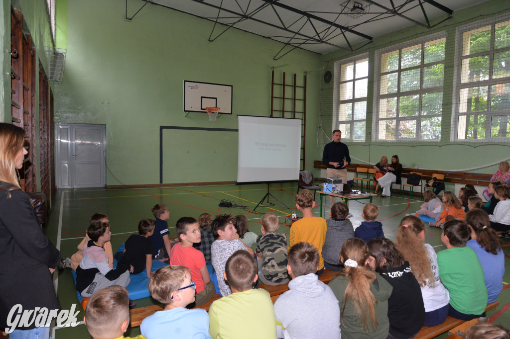 Profesor Michał Zembala spotkał się z uczniami