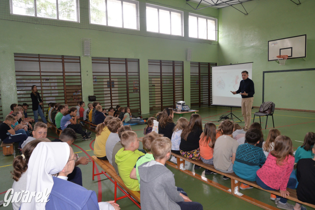 Profesor Michał Zembala spotkał się z uczniami