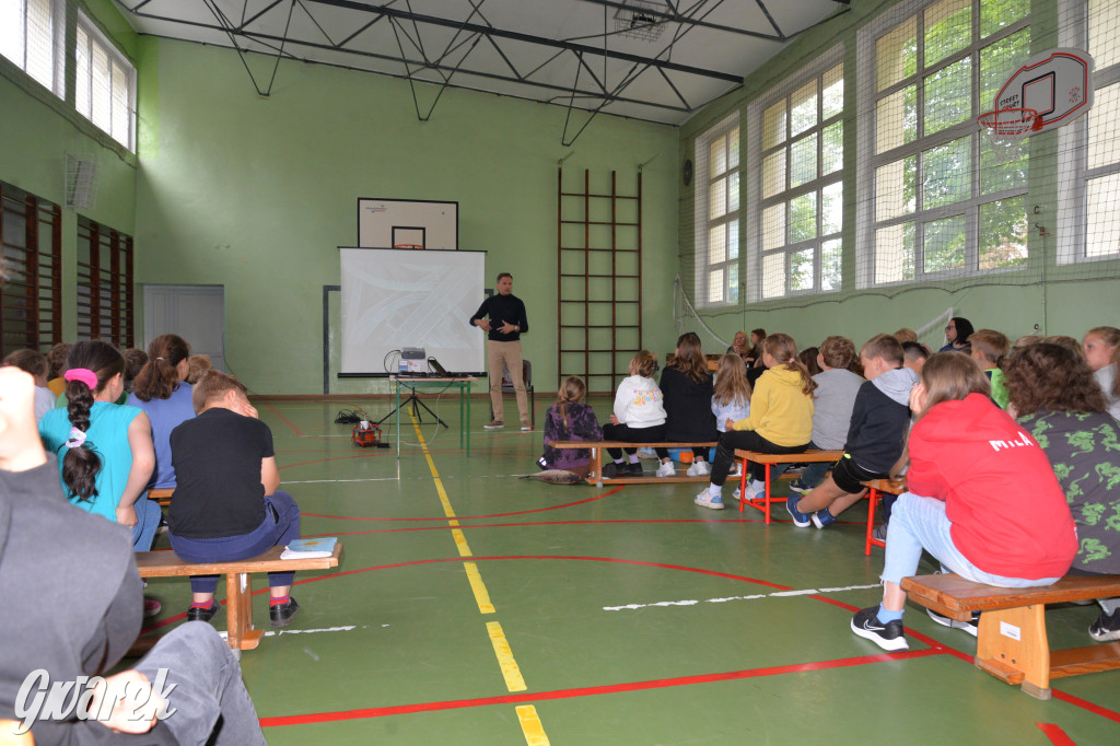 Profesor Michał Zembala spotkał się z uczniami