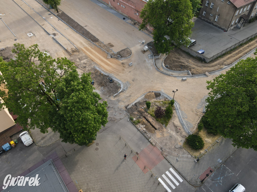 Centrum przesiadkowe w Tarnowskich Górach. Trwa budowa