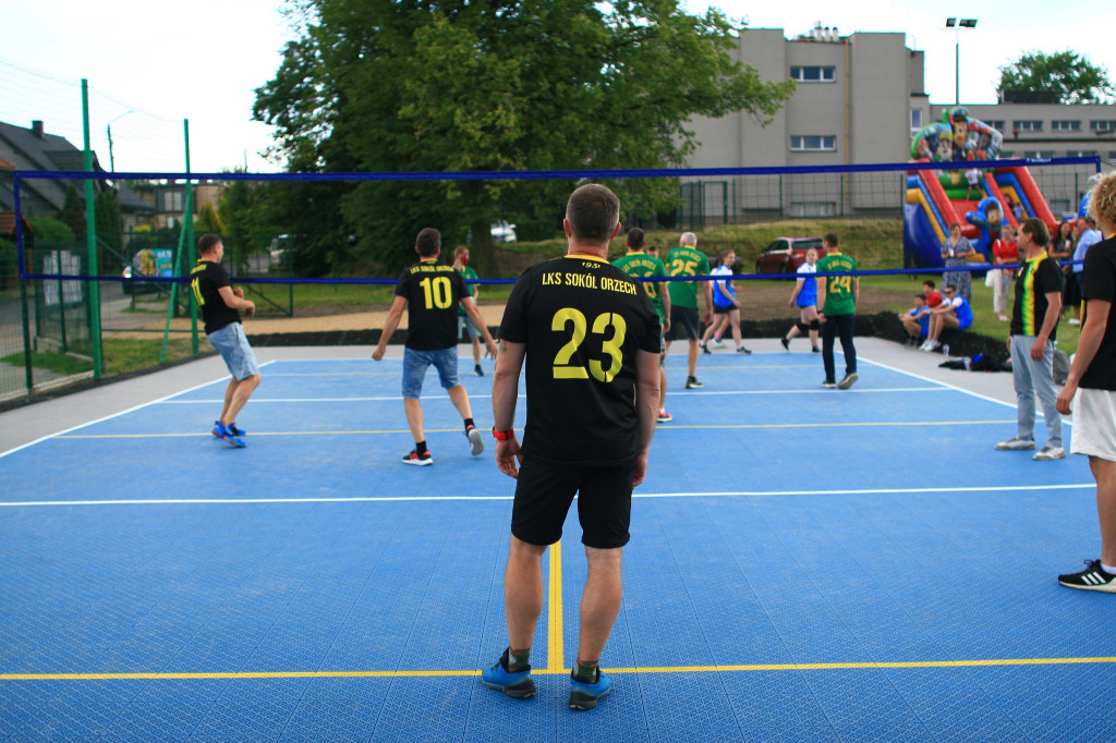 Test nowego boiska i pomoc dla Radzia Szulca