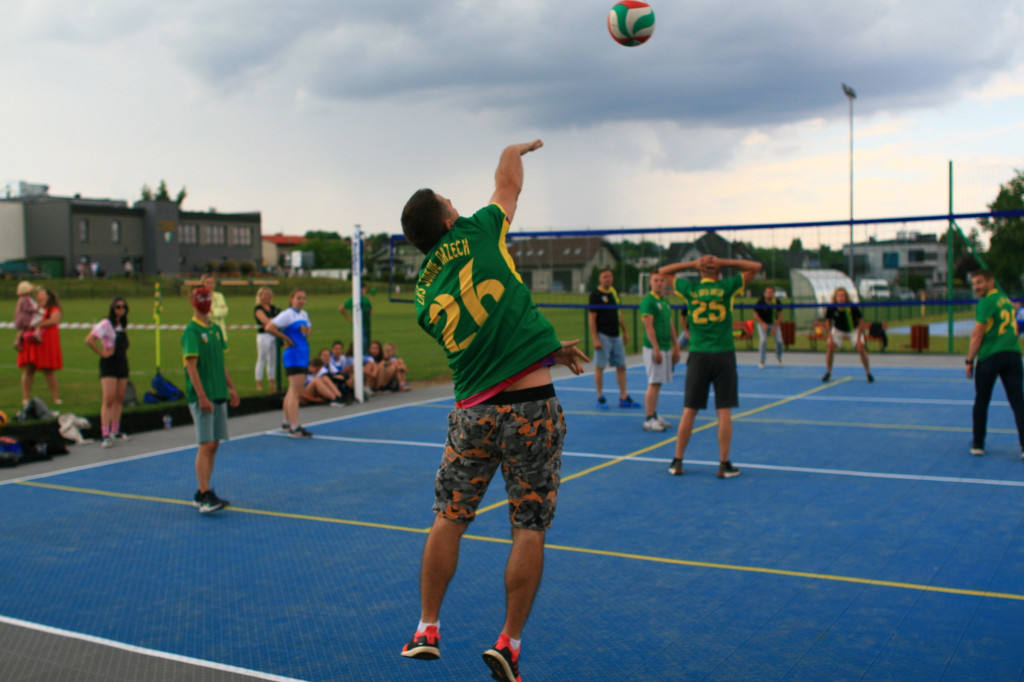 Test nowego boiska i pomoc dla Radzia Szulca