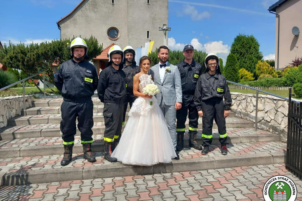 Strażacy na ślubnym kobiercu