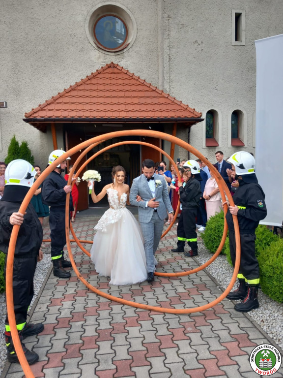 Strażacy na ślubnym kobiercu