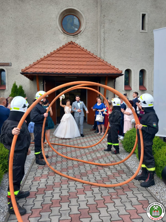 Strażacy na ślubnym kobiercu