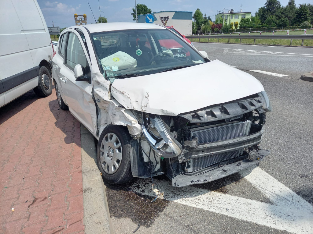 Zderzenie przy zjeździe z autostrady