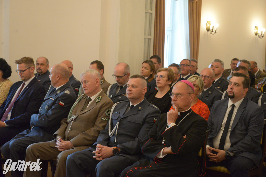 Sztandar dla Aresztu Śledczego w Tarnowskich Górach