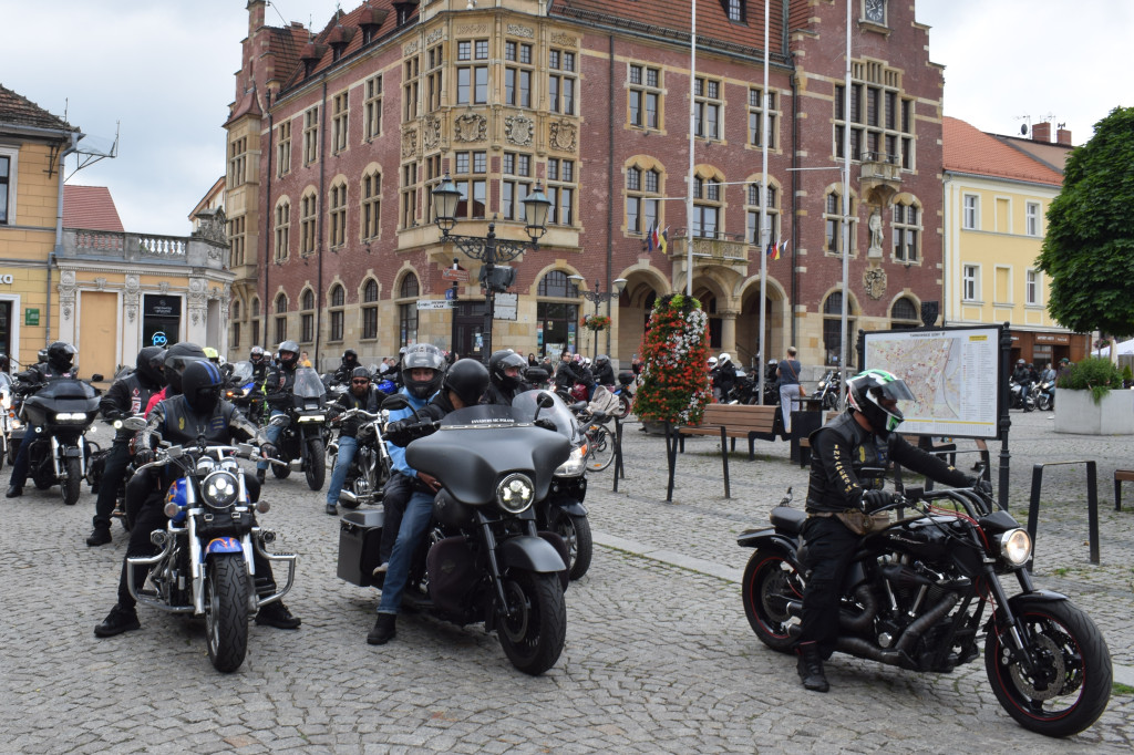 Tarnowskie Góry. Motocykliści i krew