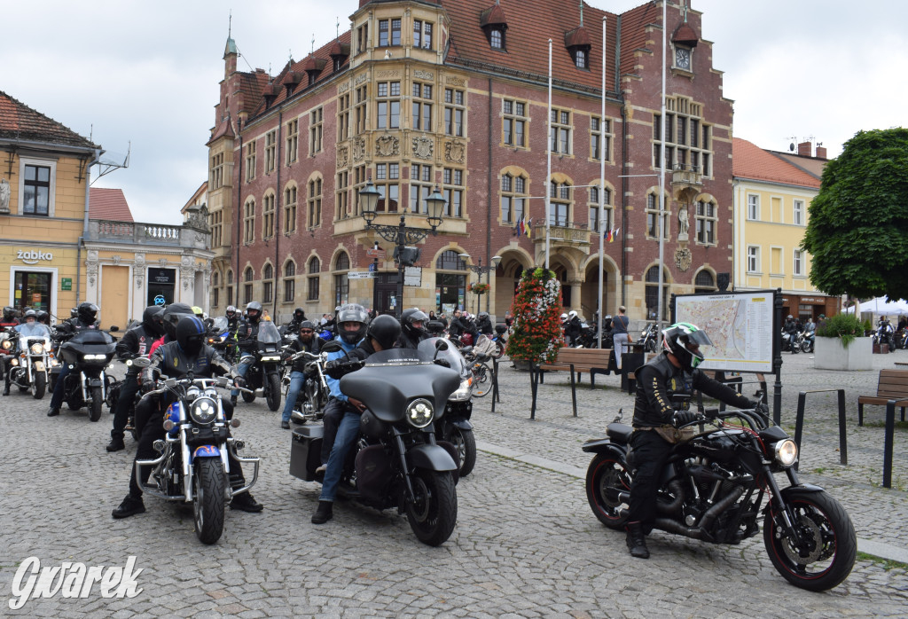 Tarnowskie Góry. Motocykliści i krew