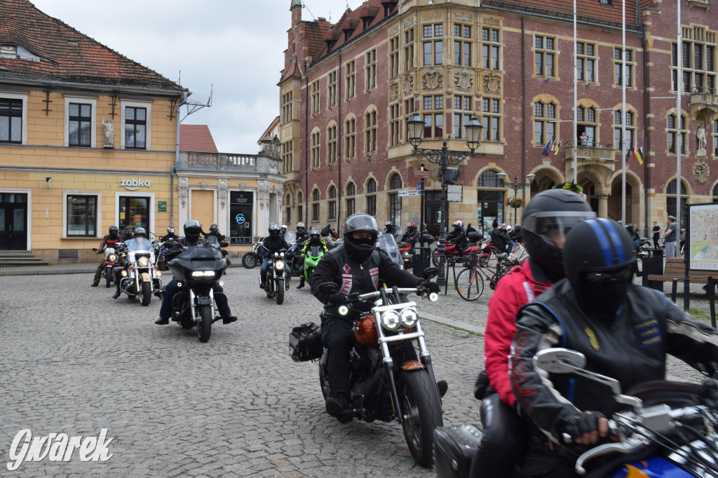 Tarnowskie Góry. Motocykliści i krew