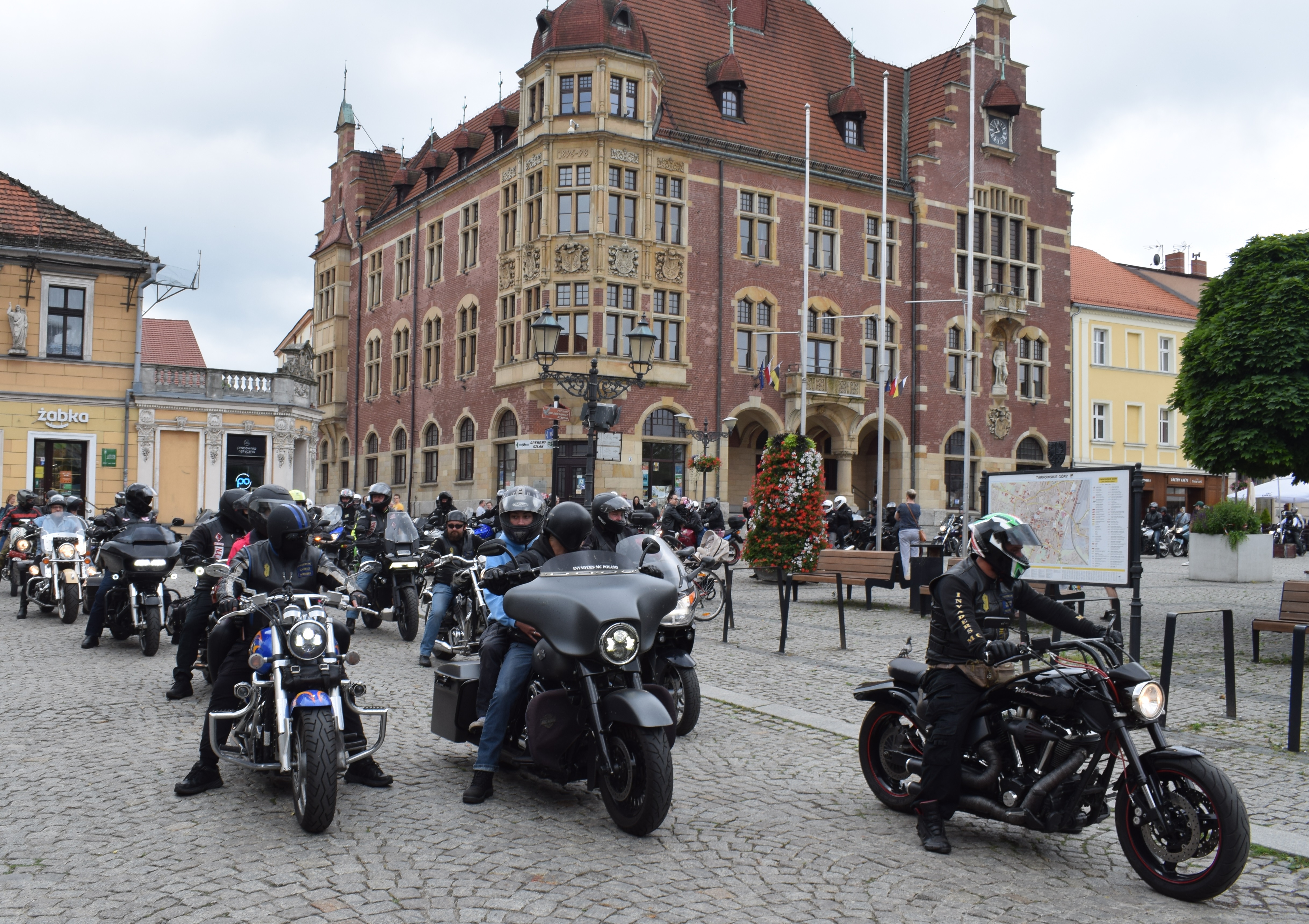 Tarnowskie Góry. Motocykliści i krew