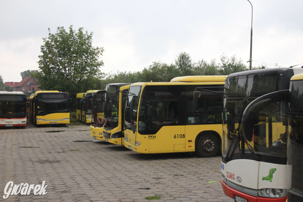 Tarnowskie Góry. Rajza Ikarusem z PKM Świerklaniec