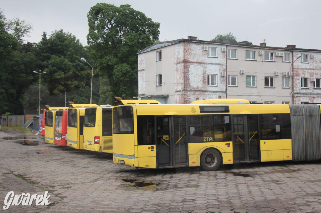 Tarnowskie Góry. Rajza Ikarusem z PKM Świerklaniec