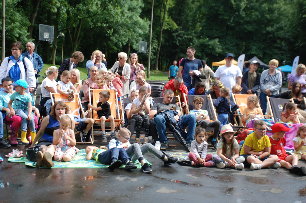 Teatralne Parkowanie. Niespasowani na początek