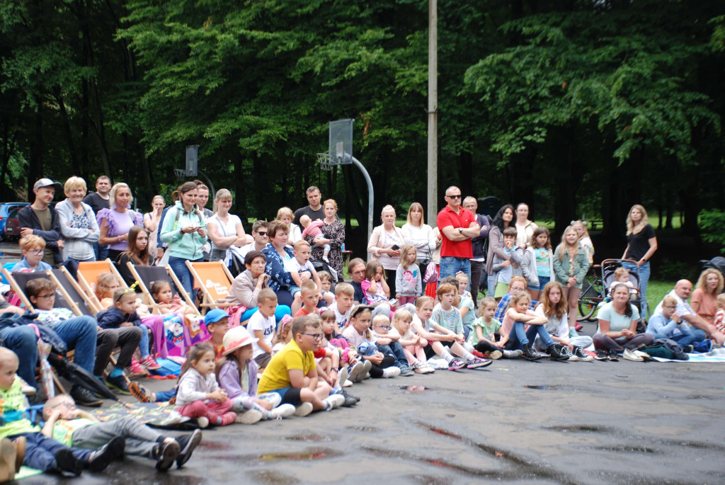 Teatralne Parkowanie. Niespasowani na początek
